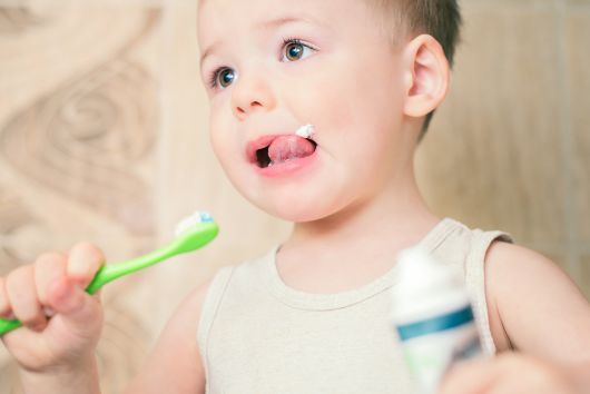 Qual a melhor pasta de dente para criança?